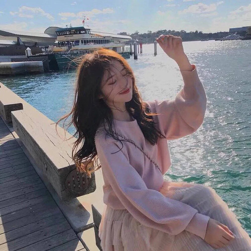 2036来历不明 海报